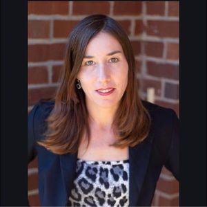 Meet your Posher, Liz